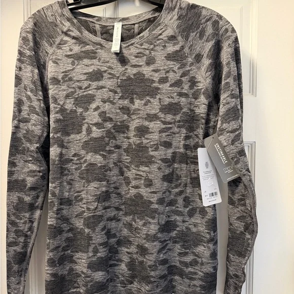 Athleta Momentum Floral Top - Picture 1 of 3